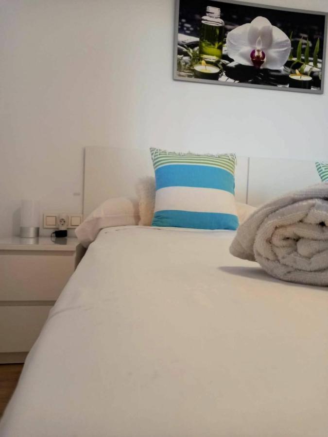 Atico Con Piscina Y Vistas Al Mar Habitat Litoral Apartment Malaga Luaran gambar