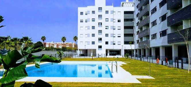 Atico Con Piscina Y Vistas Al Mar Habitat Litoral Apartment Malaga Luaran gambar
